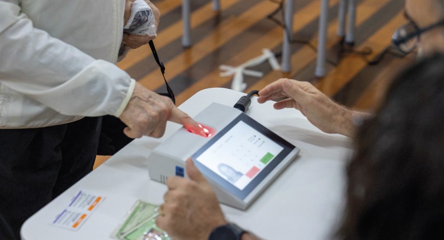 Não é necessário ter justificado falta para ir votar no dia 25 de outubro
