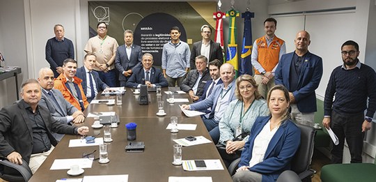 TRE-SC reúne instituições para planejar ações de prevenção aos riscos climáticos nas Eleições 2026