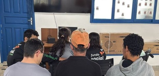 Autodefensores eleitos. 