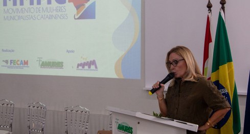 Presidente do TRE-SC palestra sobre representatividade feminina na gestão pública no Encontro de...