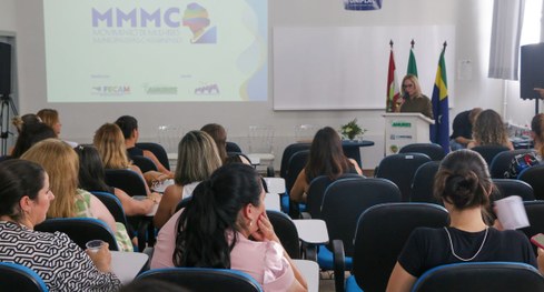 Presidente do TRE-SC palestra sobre representatividade feminina na gestão pública no Encontro de...