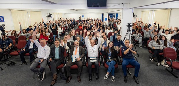 Cidadania e democracia são tema de encontro do TRE-SC com estudantes do Colégio de Aplicação da ...
