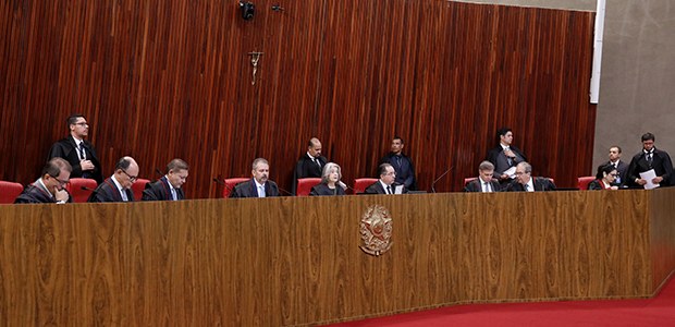 Foto: Alejandro Zambrana/Secom/TSE - Sessão plenária do TSE - 19.03.2026