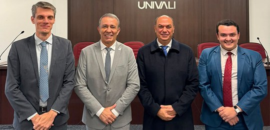 Presidente do TRE-SC participa de evento da semana dos cursos jurídicos na Univali