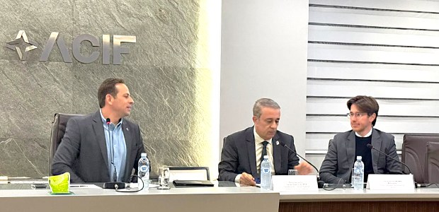 Presidente do TRE-SC realiza visita na Associação Empresarial de Florianópolis