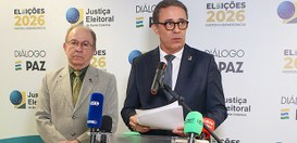 Presidente e vice do TRE-SC em coletiva de imprensa do segundo turno das Eleições 2026