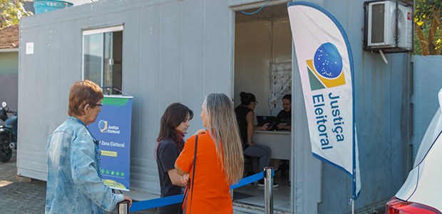 tre-sc-je-em-movimento-florianopolis Atendimento JE em Movimento