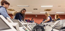 Urnas eletrônicas de SC começam a ser preparadas para o segundo turno das Eleições 2026
