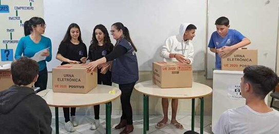 Ação na Escola de Educação Básica Gama Rosa, no município de São Pedro de Alcântara