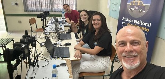 Ação na Escola de Educação Básica Dom Helder Câmara, no município de Modelo