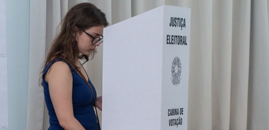 Entenda as diferenças entre sistema majoritário e proporcional nos cargos das Eleições 2026
