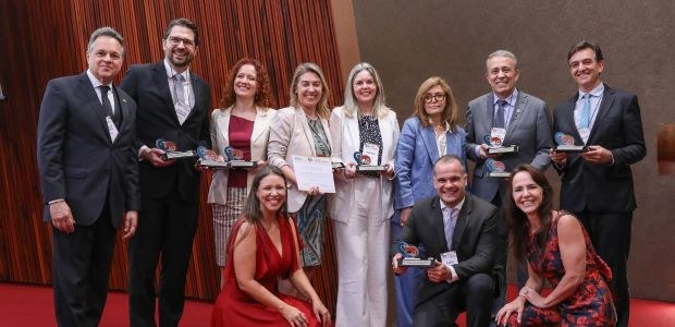 Iniciativas do TRE-SC são destaque em prêmio de boas práticas do TSE