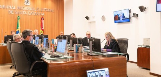 Juíza substituta do Pleno se despede da Corte Eleitoral