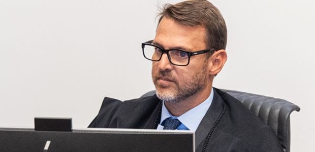 Ouvidoria do TRE-SC Moderniza Atendimento e Amplia Canais de Comunicação com Eleitores Catarinenses Ouvidoria do TRE-SC Moderniza Atendimento e Amplia Canais de Comunicação com Eleitores Catarinenses
