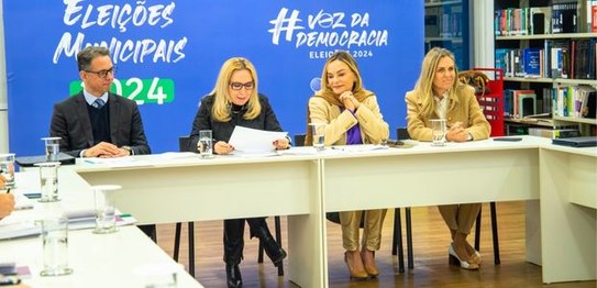 TRE-SC sedia reunião do Conselho Institucional de Políticas de Gênero e Étnico-Racial
