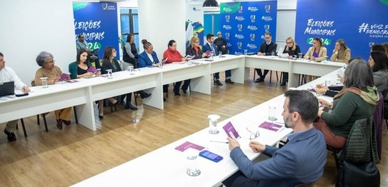 TRE-SC sedia reunião do Conselho Institucional de Políticas de Gênero e Étnico-Racial
