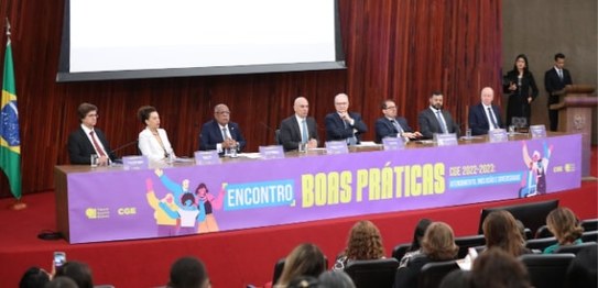 Justiça Eleitoral catarinense é premiada em Brasília por ações de cidadania