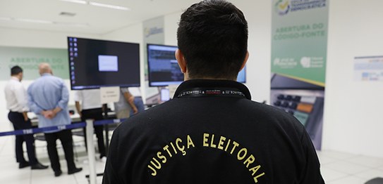 TSE inicia compilação dos códigos-fonte dos sistemas das Eleições 2024
