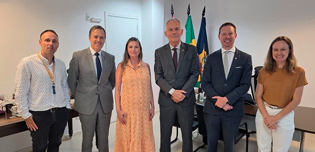 TRE-SC se reúne com DETRAN-SC e IGP para termo de compartilhamento de informações biométricas