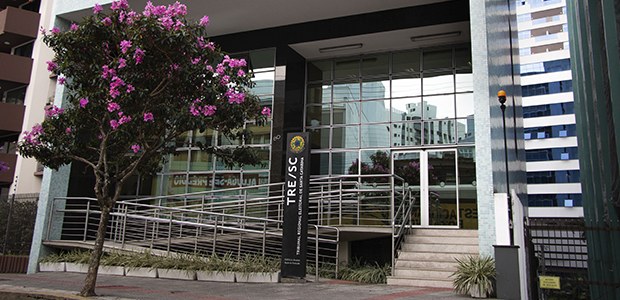 TRE-SC - Imprensa - Fachada 16 - 2021 fachada
