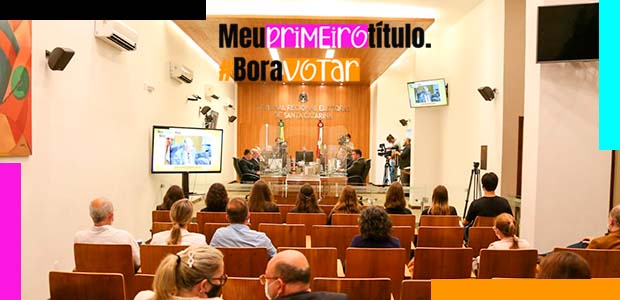 Sessão de lançamento da campanha Meu primeiro título #BoraVotar
