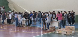 TRE-SC promove votação simulada com estudantes em Porto Belo