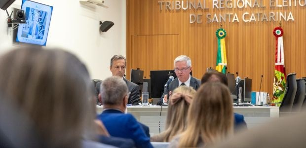 TRE-SC - IX Congresso Catarinense de Direito Eleitoral TRE-SC - IX Congresso Catarinense de Direito Eleitoral