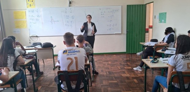 Ação de cidadania em escola de Jardinópolis
