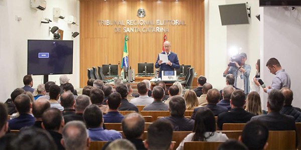 Reunião do Gabinete de Pronta Resposta para as Eleições 2022, no TRE-SC