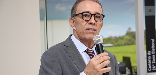 Vice-presidente do TRE-SC visita município de Rio do Sul para inauguração oficial de Cartórios E...