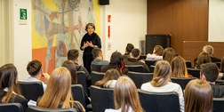 Estudantes de Direito da Unoesc participam de visita técnica no TRE-SC