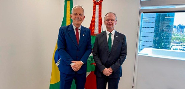 Visita do desembargador Civinski ao novo presidente do TJSC alinha pautas positivas